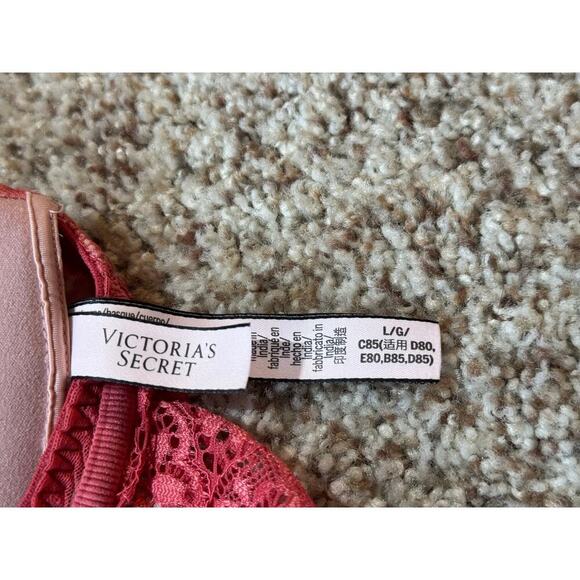 Victoria's Secret Women's Bra/Bralette,  size Large, Pink - Picture 5 of 6